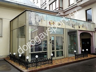 Вход в фитнес клуб My Fitlab на Страстном бульваре в Москве